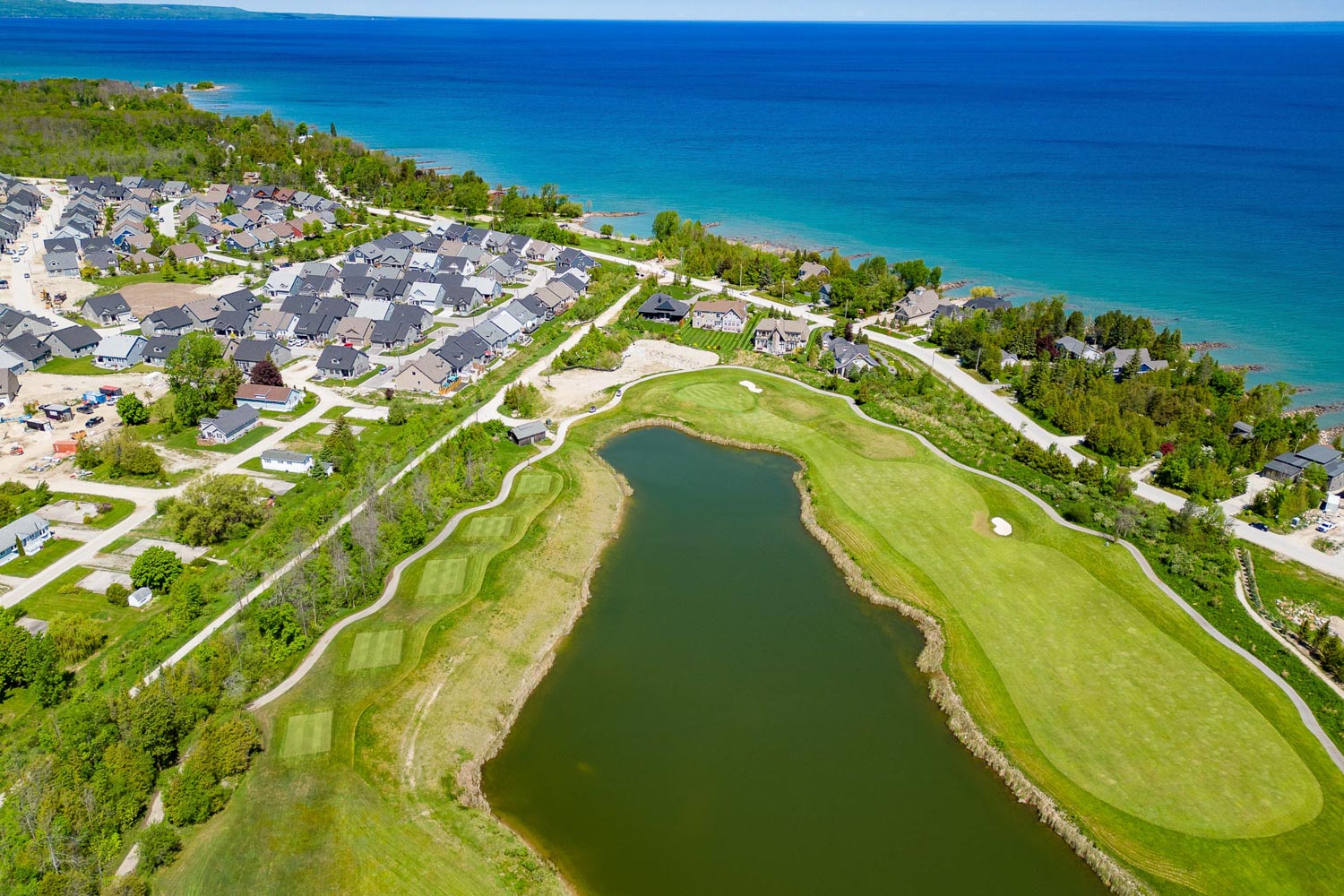 Aerial view of The Cottages of Lora Bay