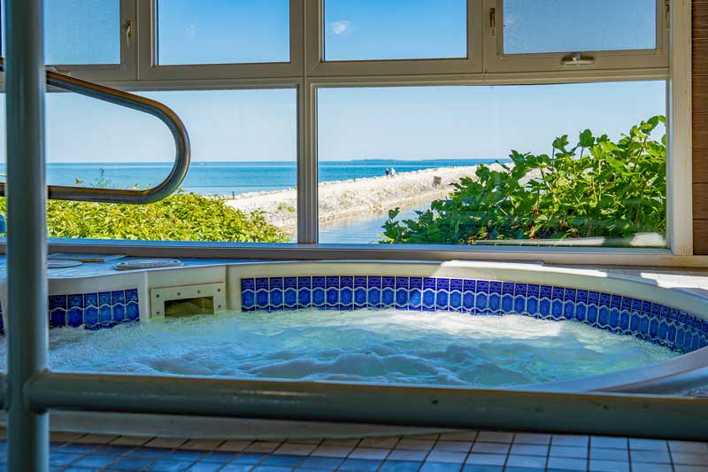 Hot Tub with Georgian Bay Views